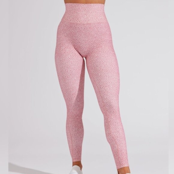 BuffBunny Salt Pink Bossy Legacy Leggings NWT Size XL - Picture 7 of 9